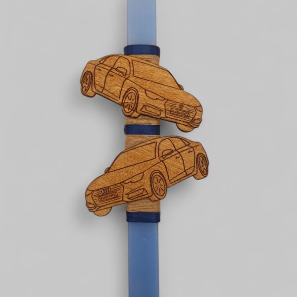 Πασχαλινή Λαμπάδα Αγοριού με σχέδιο Αυτοκίνητα και Χάραξη Ονόματος